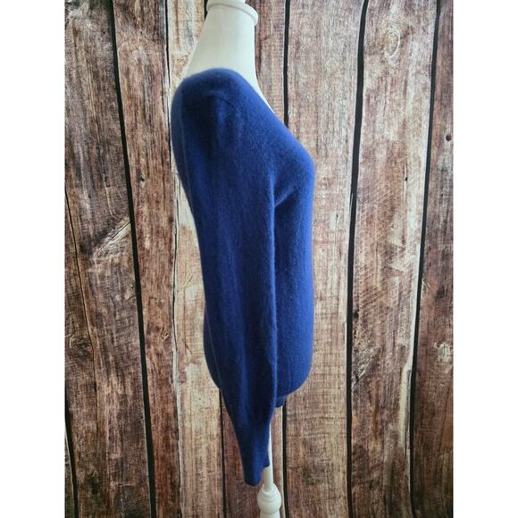 Only Mine Size Medium 100% Cashmere V-neck Royal Blue Sweater - Picture 2 of 4